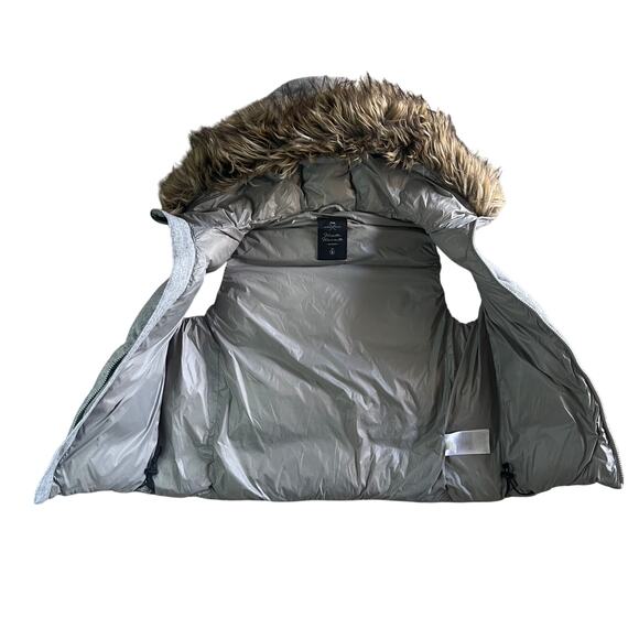GAP Outdoor Edition Puffer Vest Gray Faux Fur Hood Down Fill Size S - Picture 4 of 11
